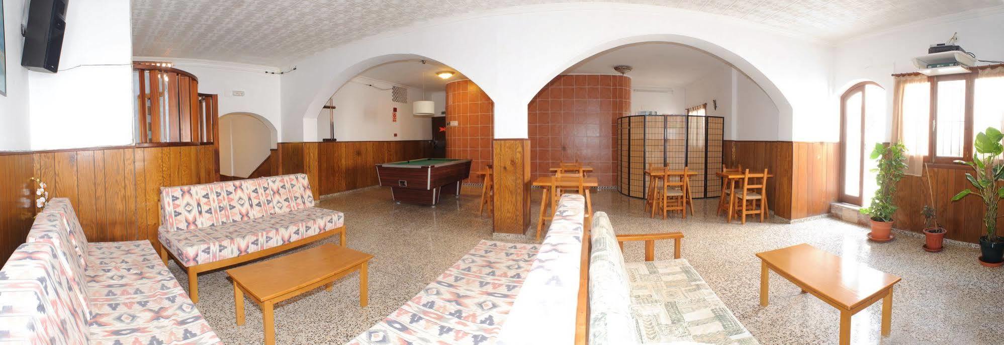 Hostal Montana Сан-Антоніо Екстер'єр фото